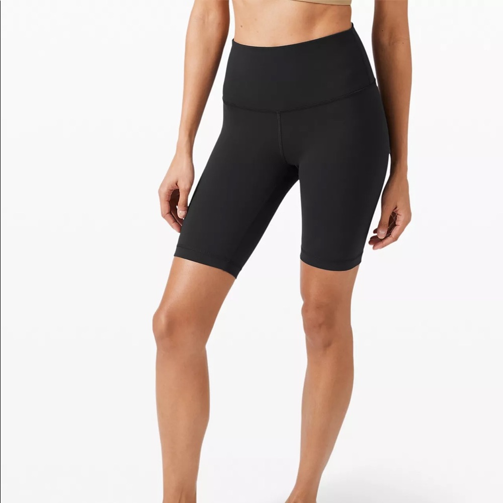 Lululemon Wunder Train High Rise Shorts 8 inch